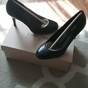 Cole Haan Air Talia Black Pump size 7B
